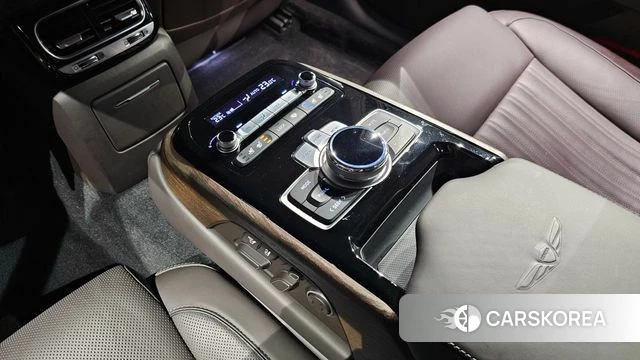 Genesis G90 id 4310800 из Кореи 11