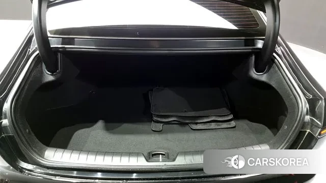 Hyundai Grandeur Hybrid (GN7) id 3639271 из Кореи 11