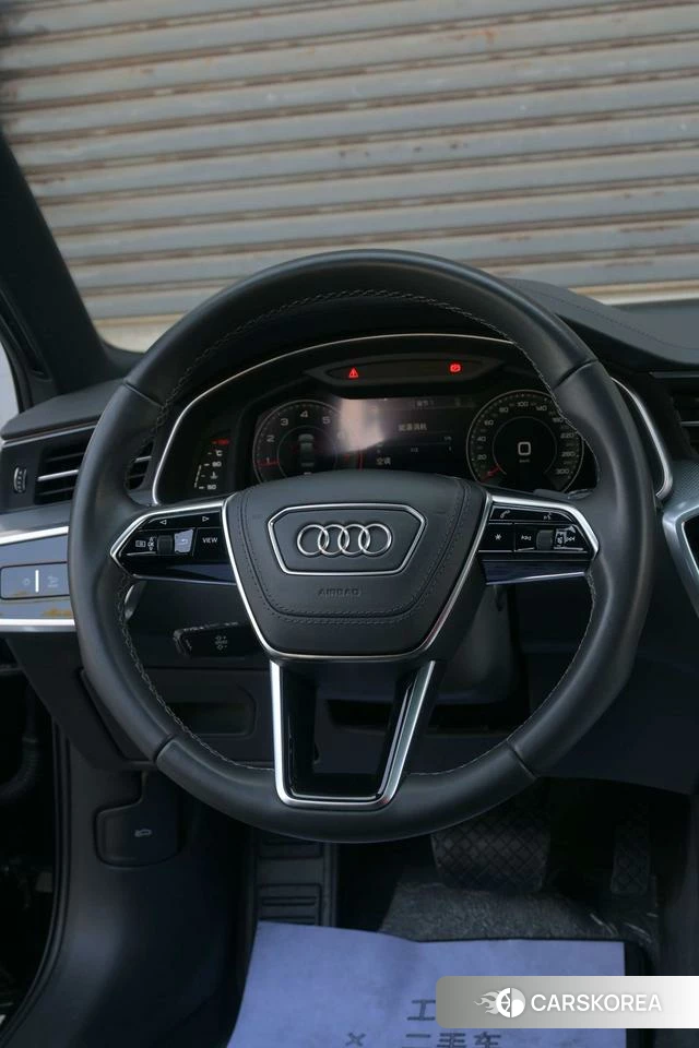 Audi A6L id 4239945 из Китая 11