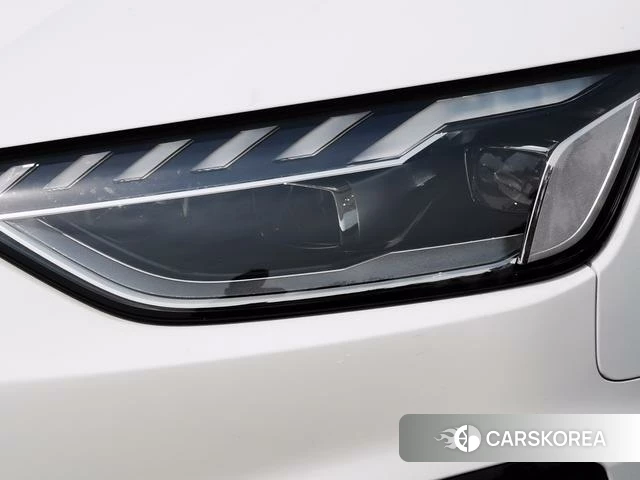Audi A4L id 4265113 из Китая 11