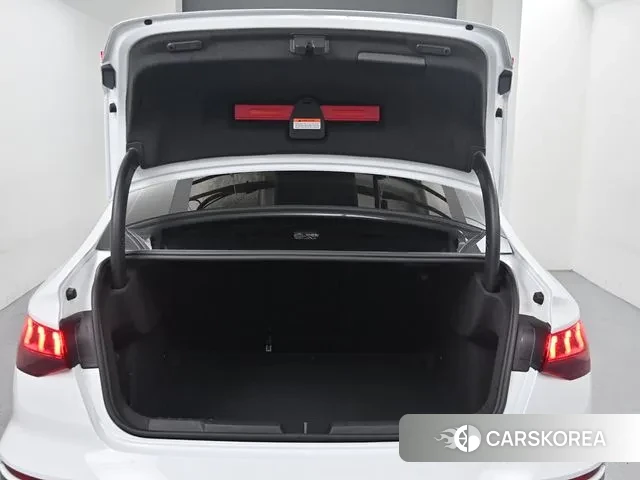 Audi A3 (8Y) id 2993061 из Кореи 11