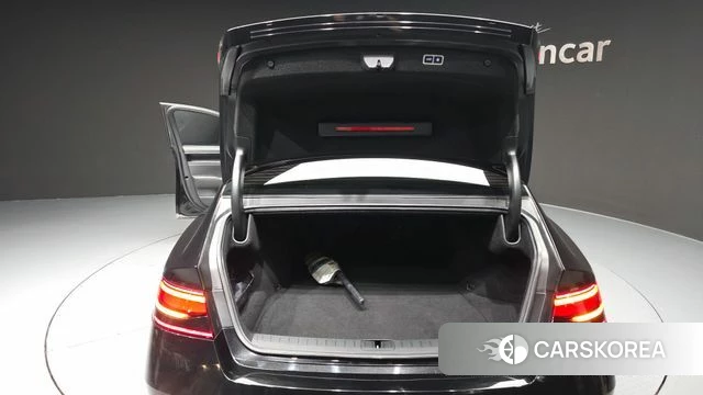 Genesis G90 (RS4) id 3910260 из Кореи 11