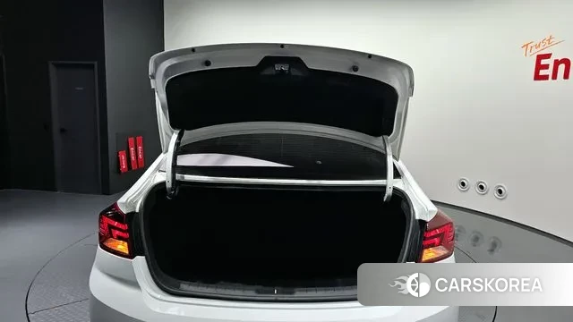 Hyundai The New Avante AD id 3324925 из Кореи 11