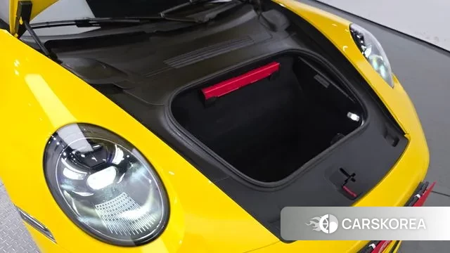 Porsche 911(992) id 3017584 из Кореи 11