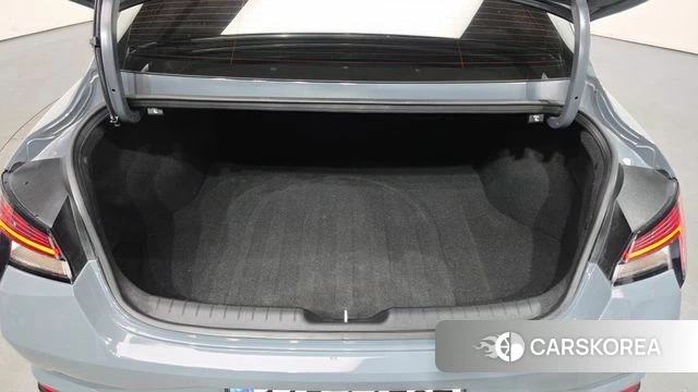 Hyundai Avante Hybrid (CN7) id 3915972 из Кореи 11