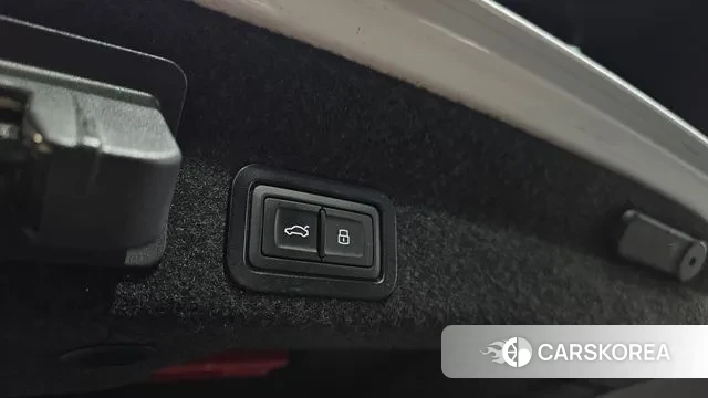 Audi A6 (C8) id 3747946 из Кореи 11