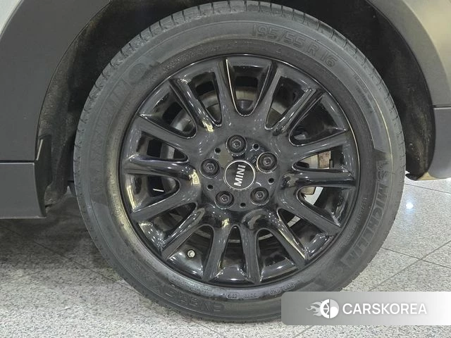 Mini Cooper S id 4250902 из Кореи 11