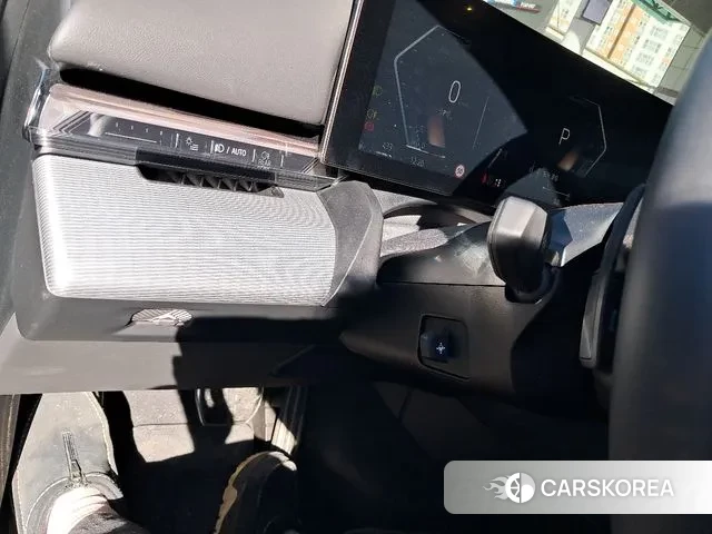 BMW 5 Series (G60) id 3451875 из Кореи 11