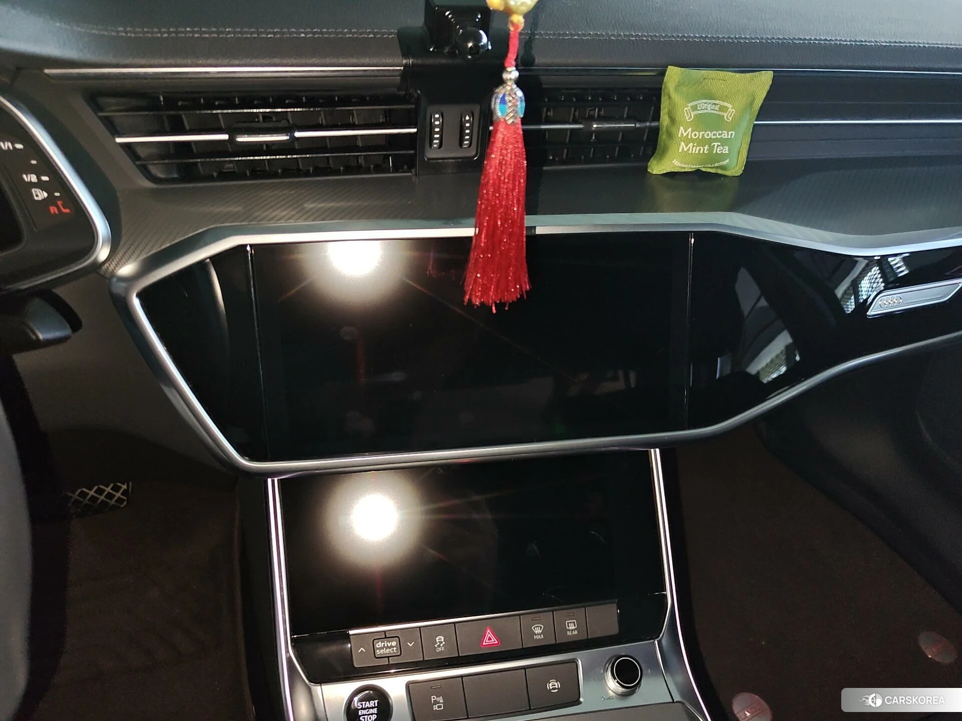 Audi A6L id 4453169 из Китая 11