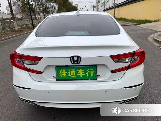 Honda Accord id 3889849 из Китая 11