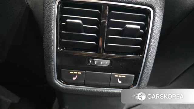 Volkswagen The New Passat id 4520545 из Кореи 11
