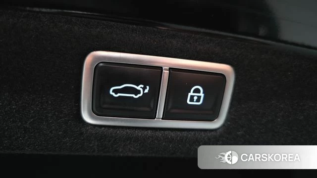 Hyundai Grandeur (GN7) id 3817759 из Кореи 11