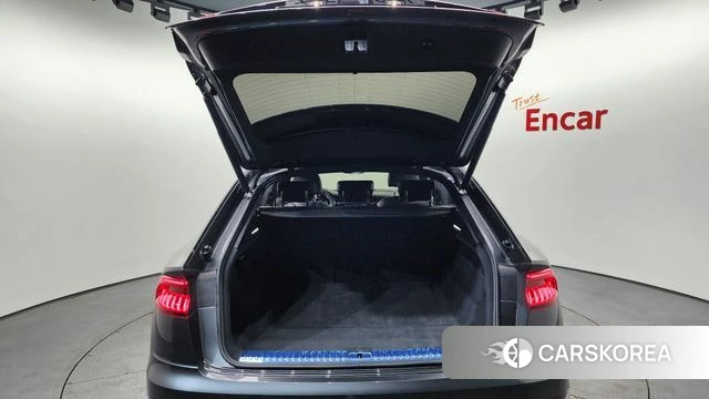 Audi Q8 (4M) id 3828441 из Кореи 11