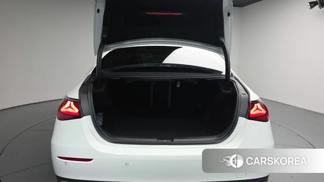 Mercedes-Benz E-Class W214 id 4612575 из Кореи 11