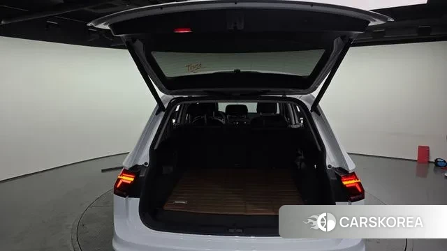 Volkswagen Tiguan Allspace id 3649879 из Кореи 11