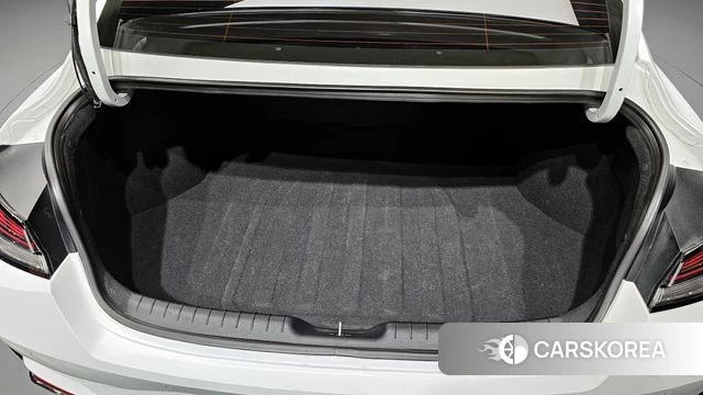 Hyundai Avante Hybrid (CN7) id 3838754 из Кореи 11