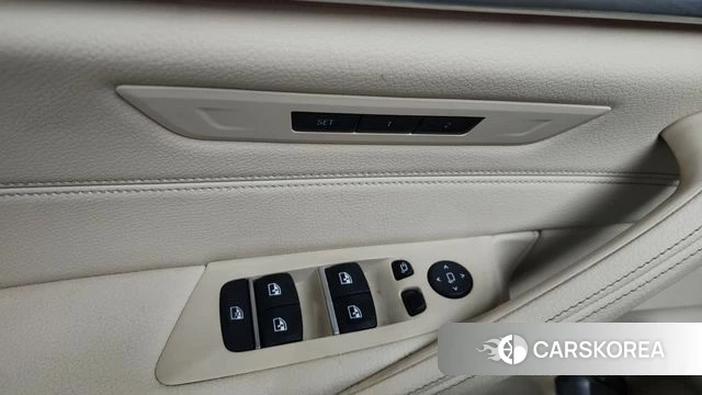 BMW 5 Series (G30) id 4732435 из Кореи 11