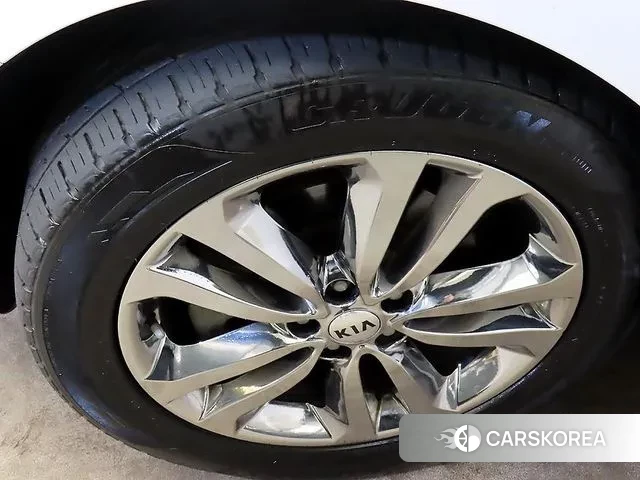 Kia All New Carnival id 3474941 из Кореи 11