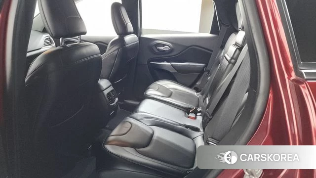 Jeep Cherokee (KL) id 4203779 из Кореи 11