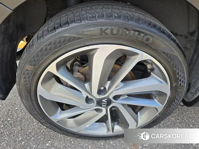 Kia Niro id 3118186 из Кореи 11