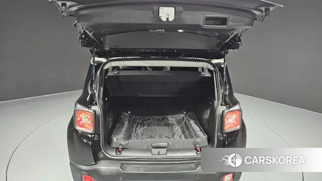 Jeep Renegade id 3761044 из Кореи 11