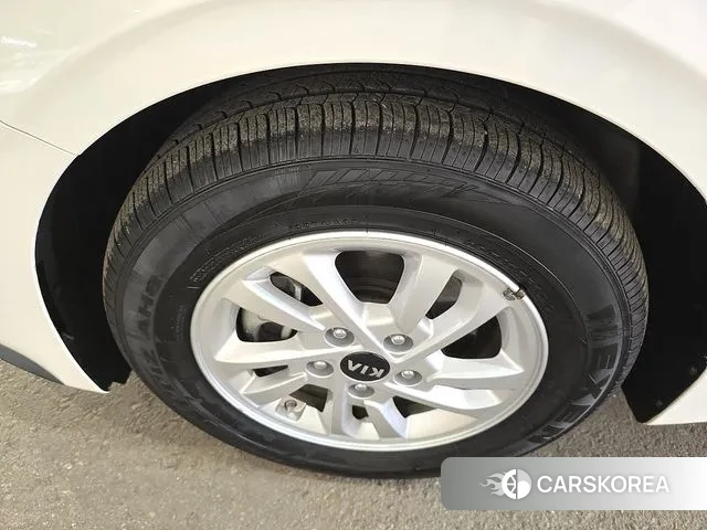 Kia Come New K3 id 3601749 из Кореи 11