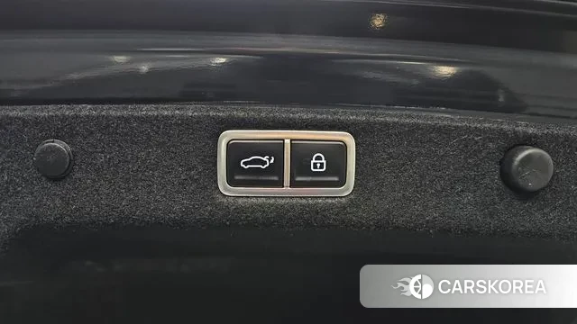 Hyundai Grandeur (GN7) id 3544988 из Кореи 11