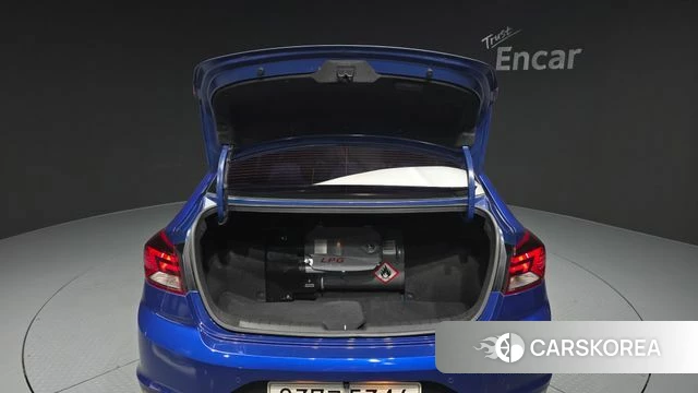 Hyundai The New Avante AD id 3879791 из Кореи 11