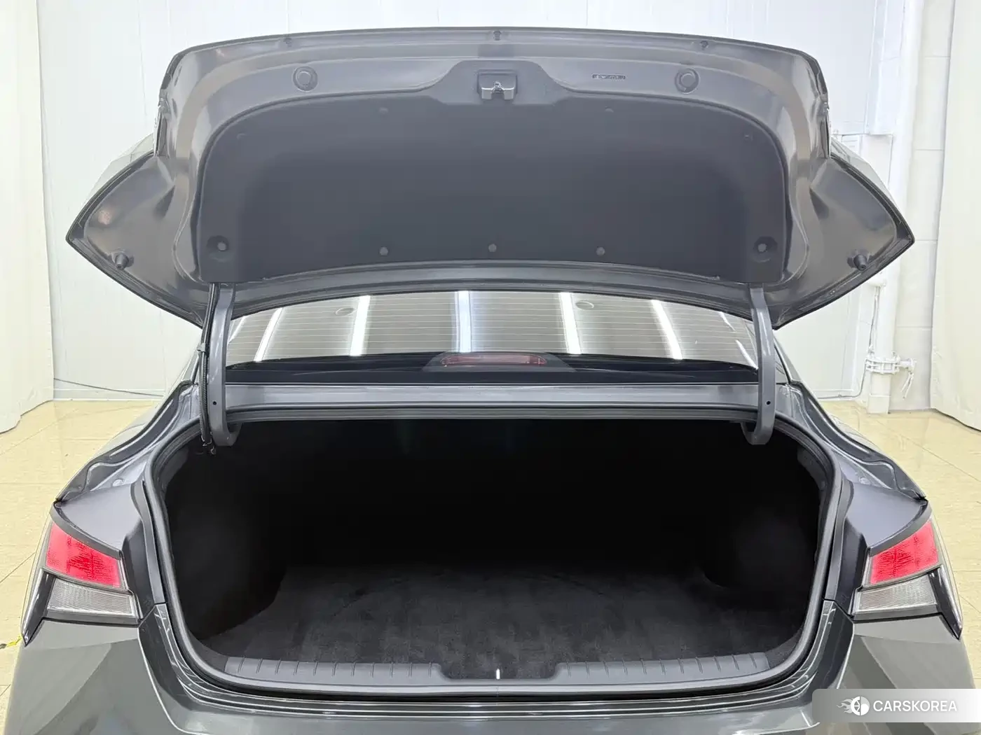Hyundai Elantra id 4538769 из Китая 11
