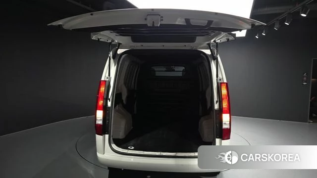 Hyundai Staria id 4422919 из Кореи 11