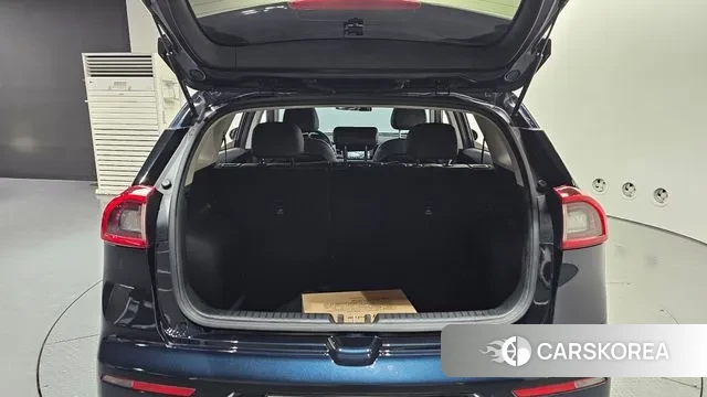 Kia Niro id 3188475 из Кореи 11