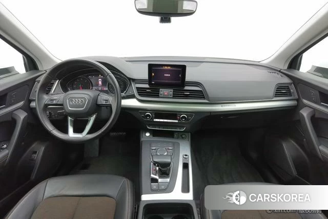 Audi Q5L id 4262218 из Китая 11