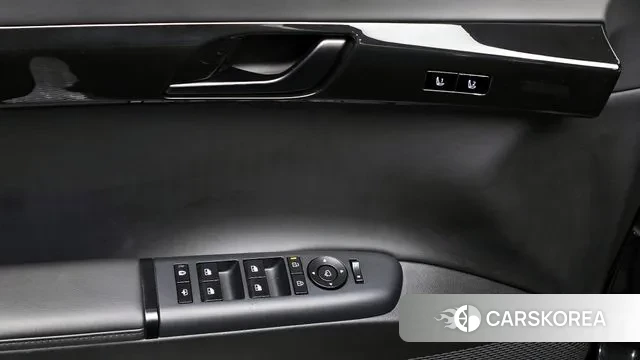 Hyundai Grandeur Hybrid (GN7) id 3031885 из Кореи 11