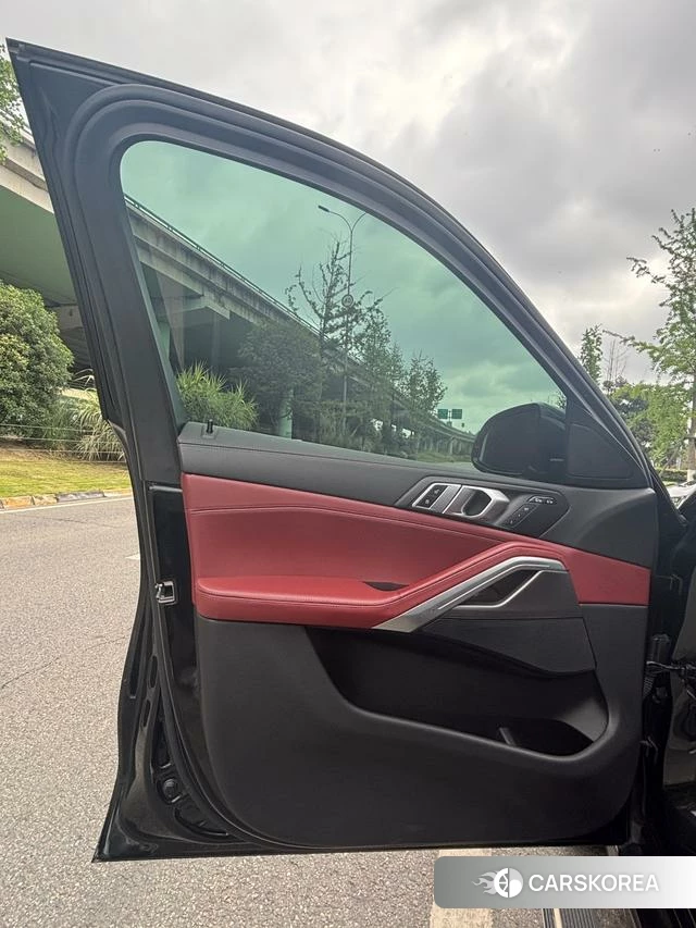 BMW X6 id 4341757 из Китая 11