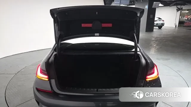 BMW 3 Series (G20) id 3698189 из Кореи 11