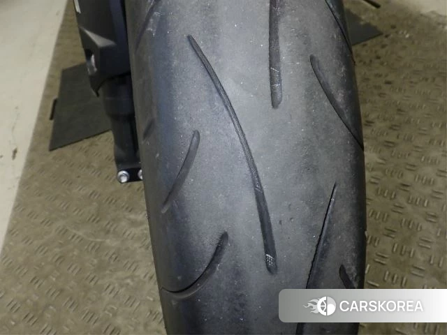 Honda CBR650R id 3947020 из Японии 11