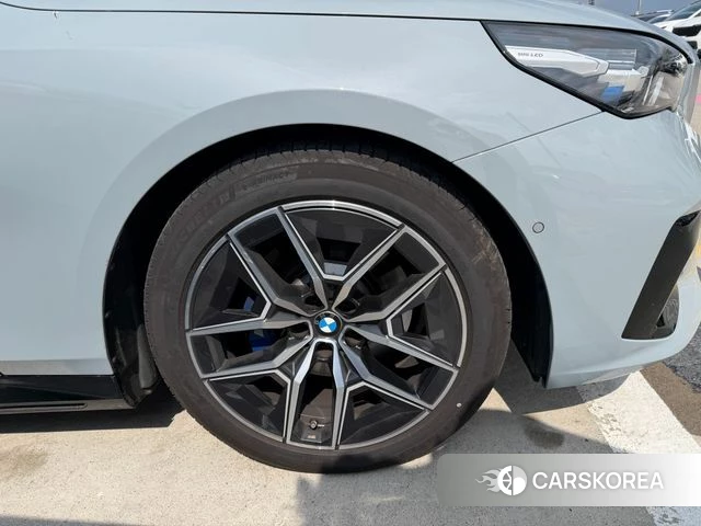 BMW 5 Series (G60) id 4762029 из Кореи 11