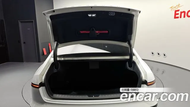 Hyundai Grandeur (GN7) id 2736445 из Кореи 11