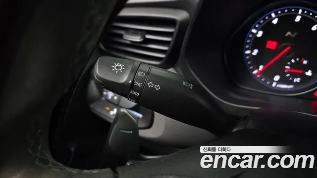 Hyundai Veloster (JS) id 2864550 из Кореи 11