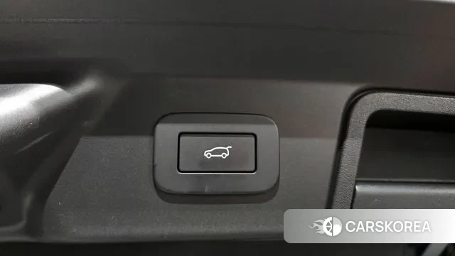 Land Rover Range Rover Velar id 3605628 из Кореи 11