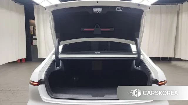 Hyundai Grandeur Hybrid (GN7) id 3104298 из Кореи 11