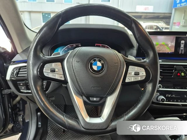 BMW 5 Series (G30) id 3828615 из Кореи 11