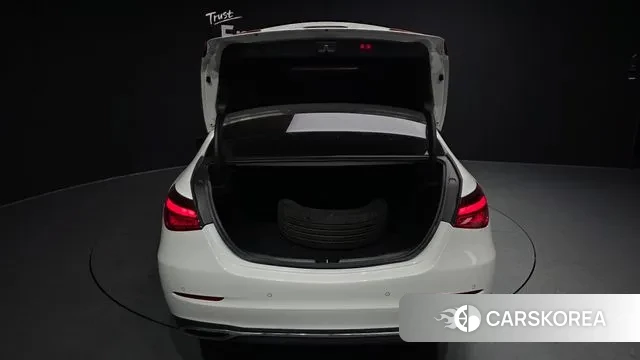 Mercedes-Benz C-Class W205 id 3675468 из Кореи 11