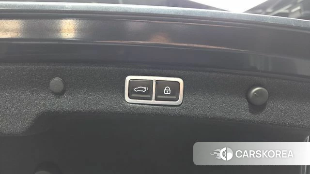 Hyundai Grandeur (GN7) id 3952932 из Кореи 11