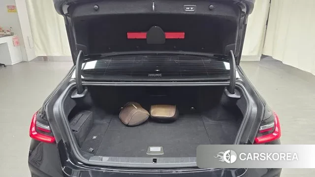 BMW 7 Series (G11) id 3478477 из Кореи 11