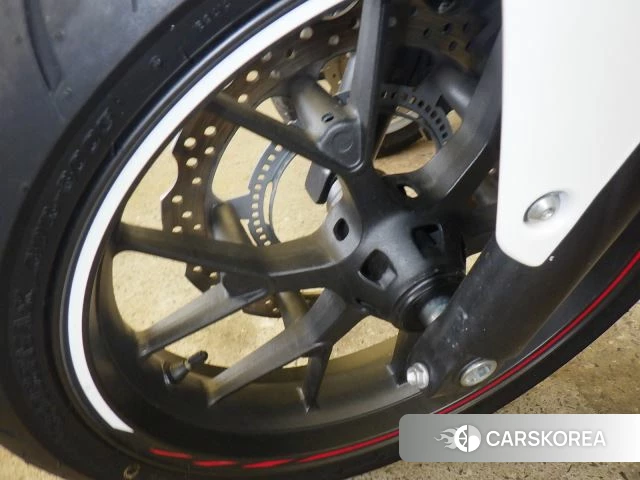 Honda CBR400R id 4184607 из Японии 11