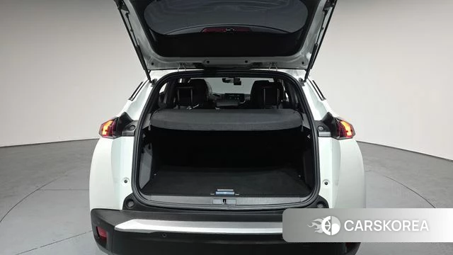 Peugeot e-2008 second generation id 3910966 из Кореи 11