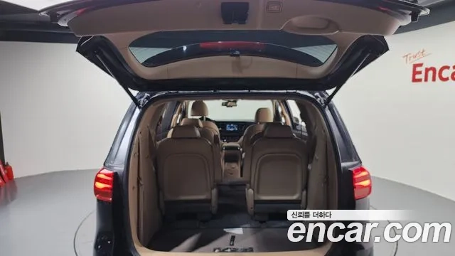 Kia The New Carnival id 2937050 из Кореи 11