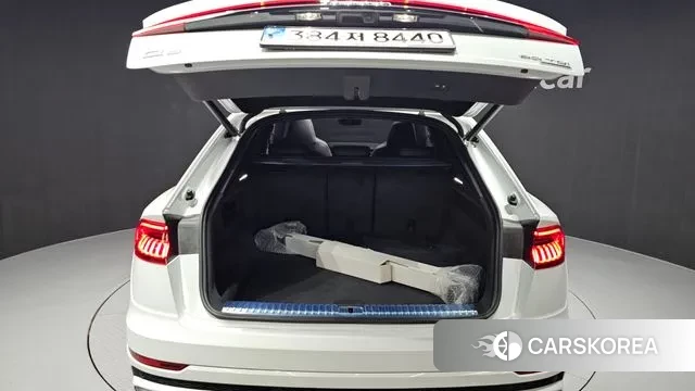 Audi Q8 (4M) id 3458686 из Кореи 11