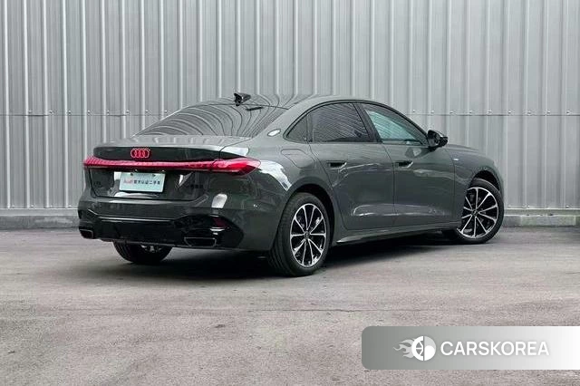 Audi A5L id 4261562 из Китая 11